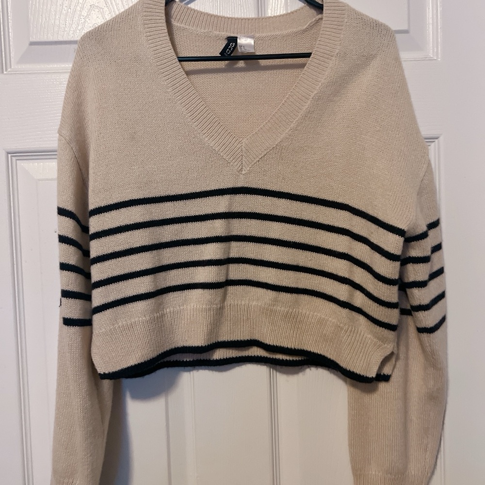 Divided Beige and Black V-Neck Sweater